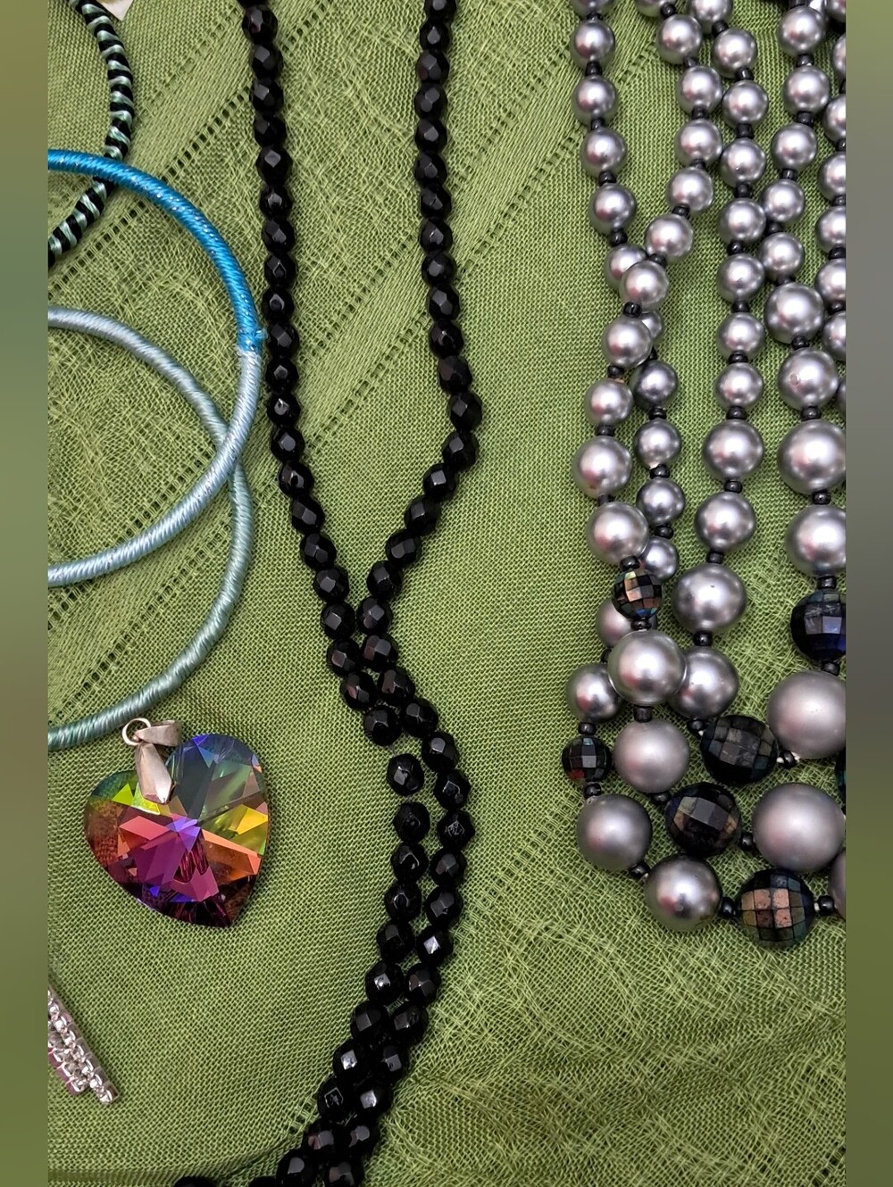 15 Piece Bundle of Jewelry! - Picture 6 of 14